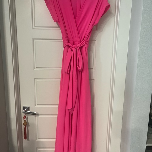 Hot pink maxi Meghan LA wrap dress - Picture 6 of 7